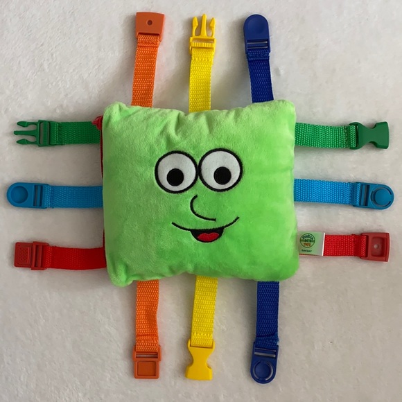 Buckle Toys | Buster Square